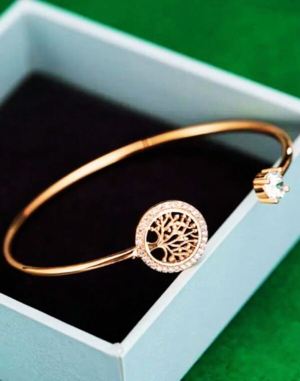 Bracelete Ajustável Delicado Cravejado com Zircônias 18cm