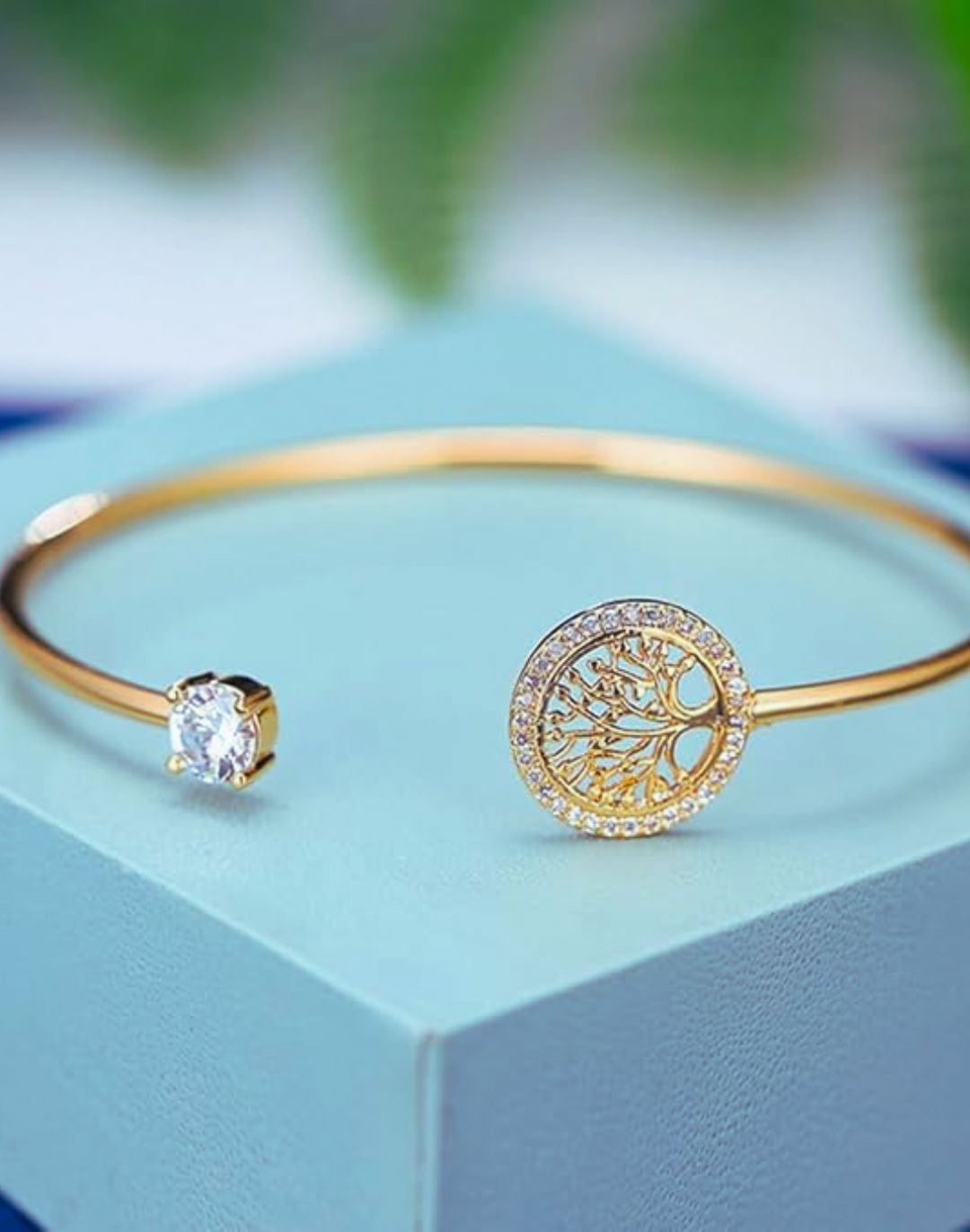Bracelete Ajustável Delicado Cravejado com Zircônias 18cm