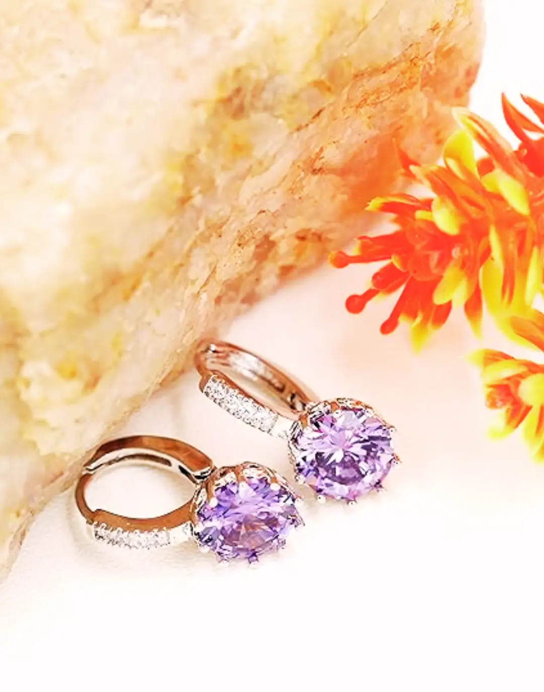 Uloveido Brincos femininos modernos banhados a platina com puxador de zircônia cúbica nas costas, vermelho, azul, roxo,