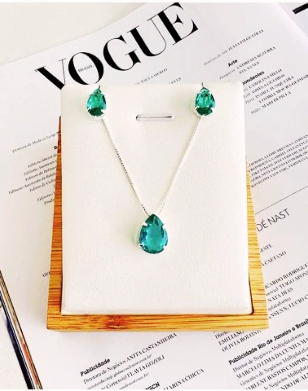 Conjunto de Joias - Colar e Brinco Gota Verde