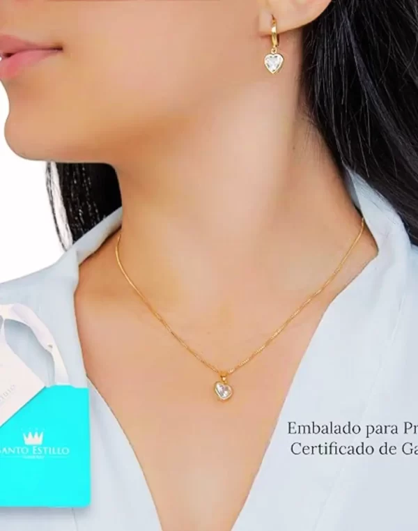 Conjunto Brinco e Colar Pingente Coração Cravejado Pedra Zircônia