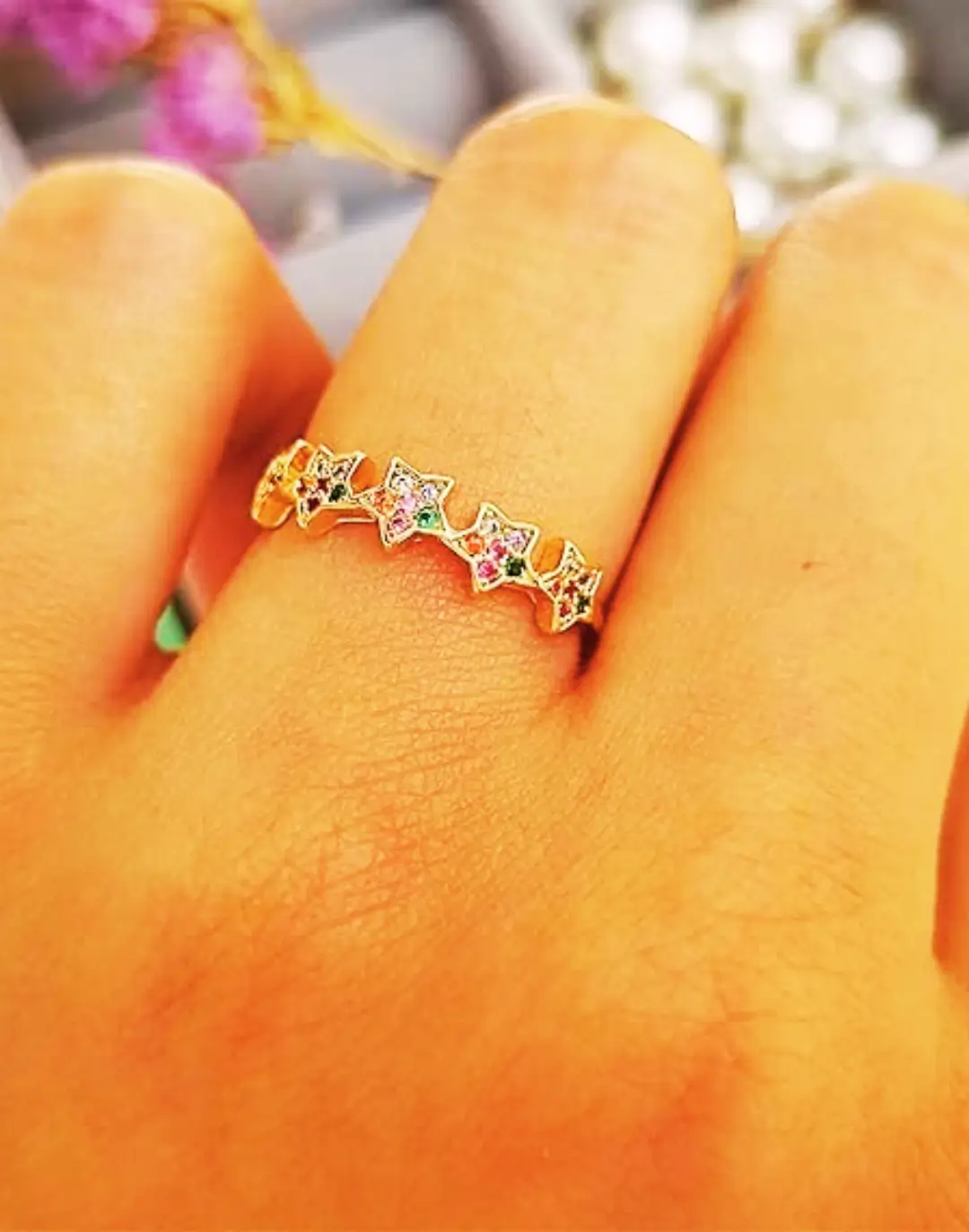 Anel com Estrelas Coloridas Folheado em Ouro 18K