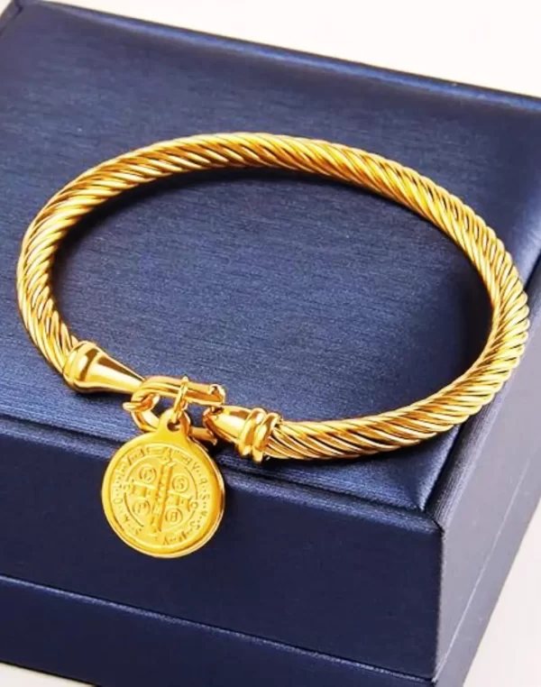 Pulseira Feminina com Medalha de São Bento